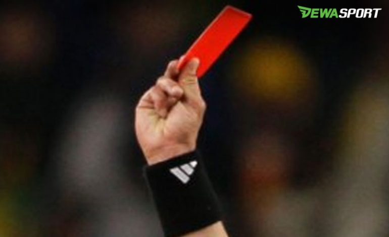 Tinju Pemain Bikin Wasit Meninggal