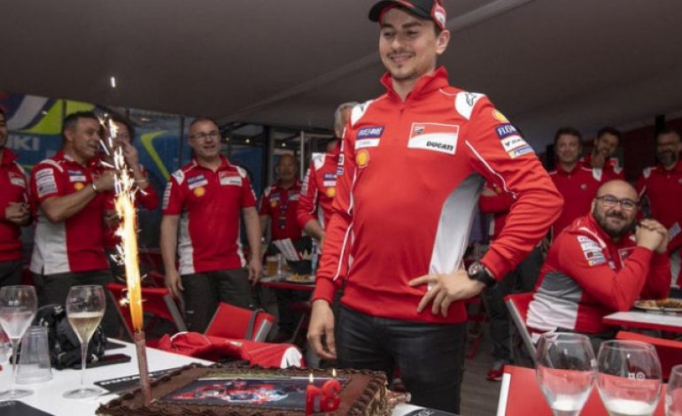 Jorge Lorenzo Tidak Boleh Jual Mahal Jika Ingin Bertahan di MotoGP