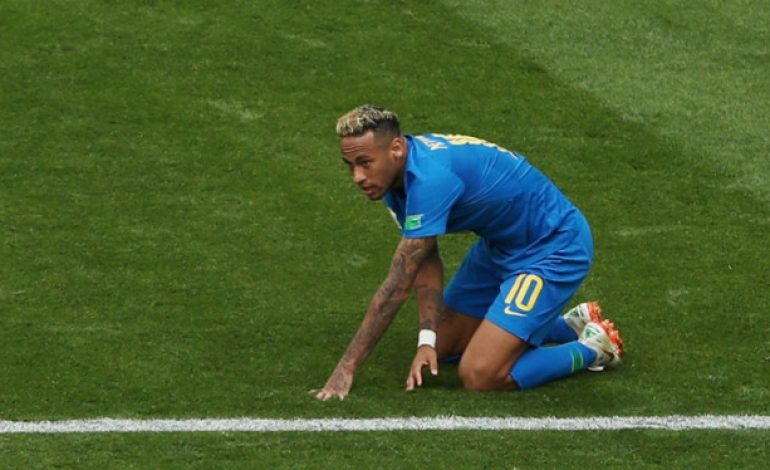 Diving Gagal, Neymar Habis Diolok-olok Warganet