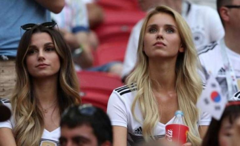 Tak Lolos Grup, Pemain Jerman ‘Ditinggal’ Pasangannya