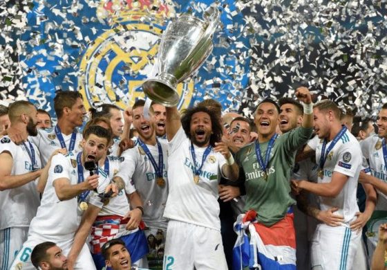 Diduga Ejek Logo Liverpool, Ternyata Ketiga Pemain Real Madrid Tertawa kepada Sosok Ini