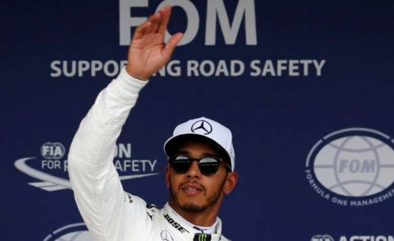 Mesin Mobilnya Loyo, Hamilton Malah Semprot Operator F1