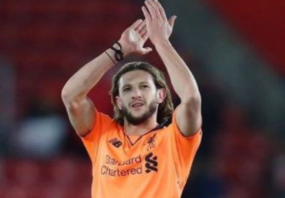 Ganti Gaya, Adam Lallana Disandingkan dengan Legenda Manchester United