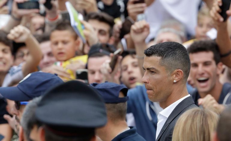 Ronaldo Beri Tip Rp 338 Juta ke Pegawai Hotel