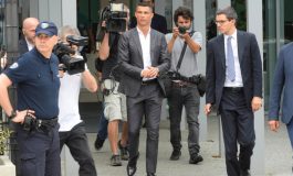Resmi, Cristiano Ronaldo Divonis 2 Tahun Penjara