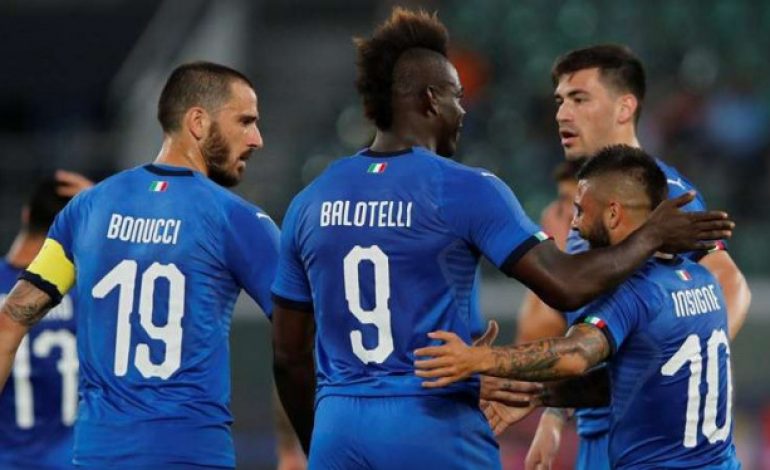 Tingkah Bodoh Balotelli, Hampir ‘Mati Konyol’ di Kolam Renang