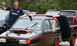 Kocak, Eks Kiper Liverpool Punya Mobil Roda Tiga Mirip Bajaj