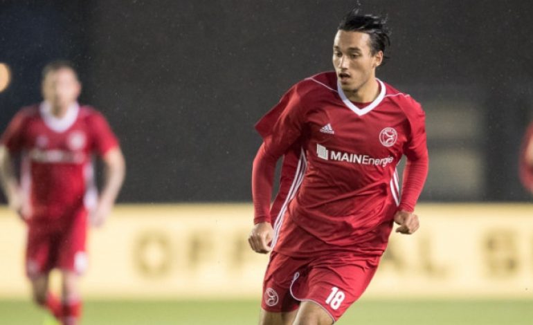 Ezra Walian Kembali Tunjukkan Kebanggaan Pernah Membela Indonesia Bersama Timnas, Netizen : Kami Bangga Padamu
