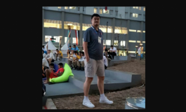 Tingginya Kebangetan, Yao Ming Harus Menunduk saat Melewati Pintu Hall Basket Senayan