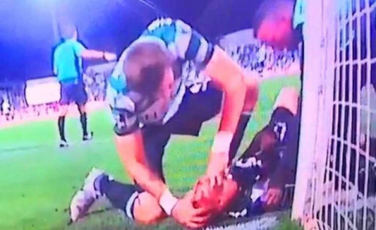 Dramatis, Aksi Eks Bek Liverpool Selamatkan Nyawa Rekan Setim
