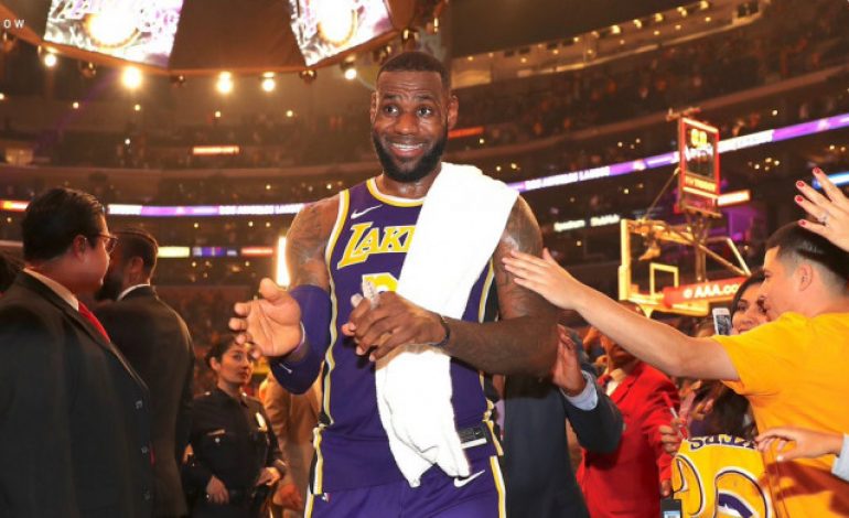 LeBron James Pamerkan Kostum Uniknya untuk Rayakan Halloween