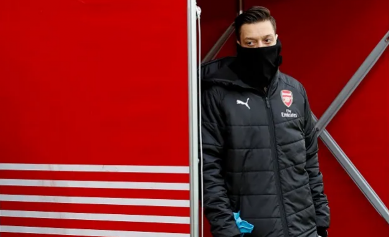 Keharmonisan Mesut Oezil Terusik, Ini Jawaban Emery