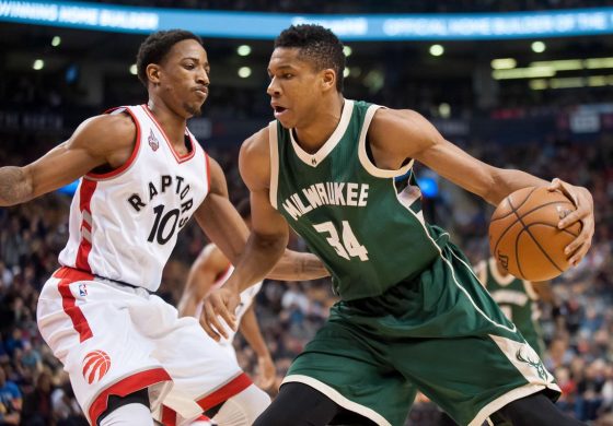 Pecundangi Raptors, Bucks Kuasai Divisi Tengah