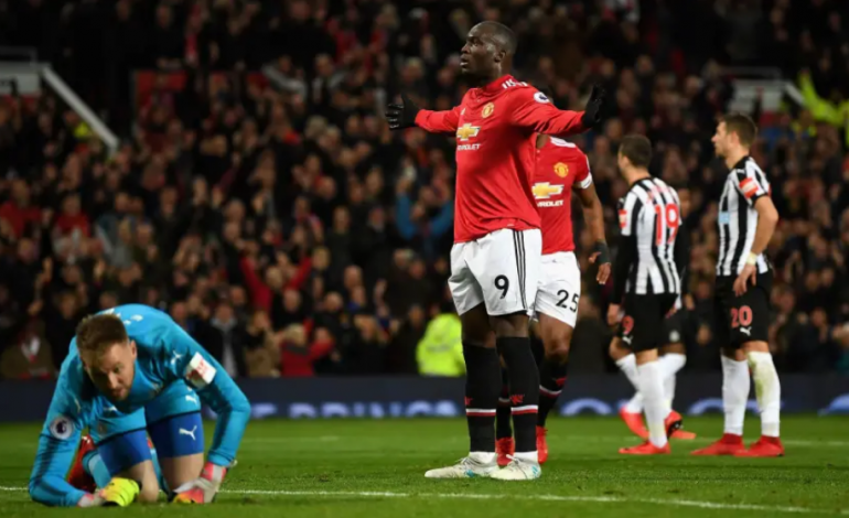 United Bungkam Newcastle, Solksjaer Samai Rekor Mats Busby
