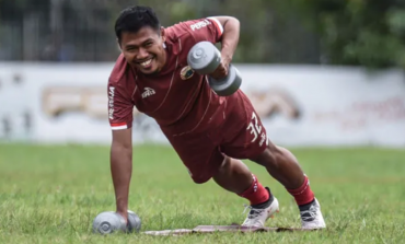 Resmi Berkostum Oranye, Tony Sucipto Ingin Bawa Persija Juara