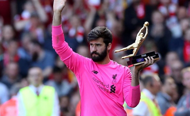 Alisson Becker Kiper Terbaik Liga Inggris 2018/2019