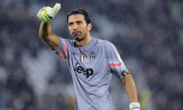 Demi Juventus, Buffon Tolak Tawaran Klub Inggris