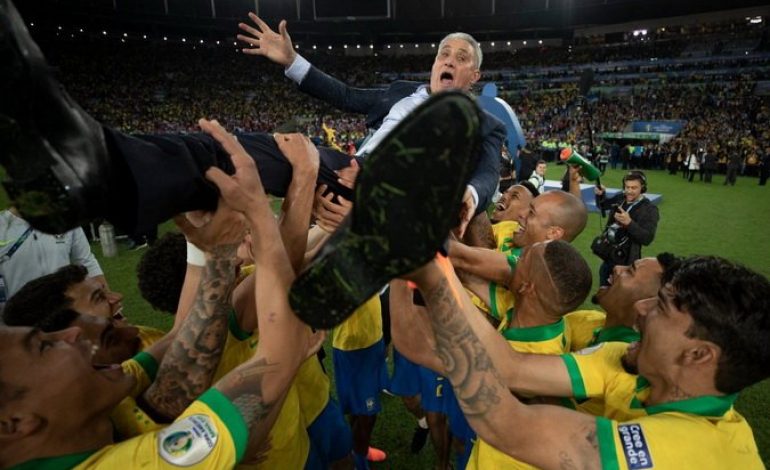 Brasil Juara Copa America 2019, Alves: Tite Kapten Kami!