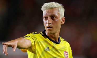 Jeremie Aliadiere: Arsenal Harus Jual Mesut Ozil