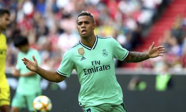 AC Milan Terbangkan Paolo Maldini untuk Merayu Striker Real Madrid