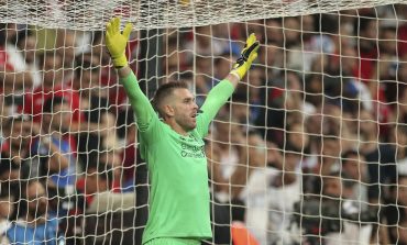 West Ham United Menyesali Kepergian Adrian ke Liverpool