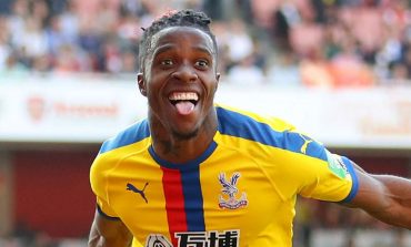 Cari Pengganti Neymar, Paris Saint-Germain Tawar Wilfried Zaha £100 Juta