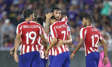 Madrid dan Barca Terseok-seok, Momentum Tepat Atletico untuk Juara
