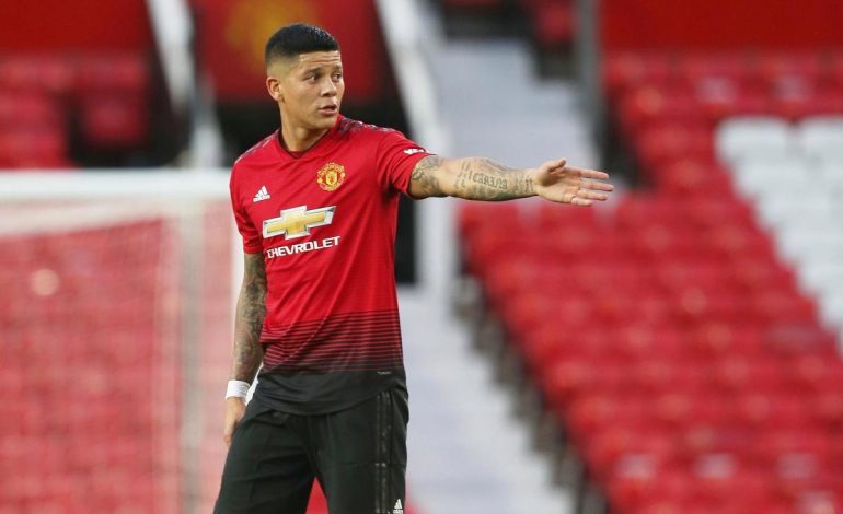 Gagal Pindah ke Everton, Rojo Kesal kepada Man United