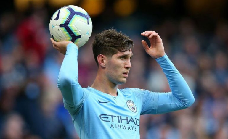 John Stones Cedera, Man City Hanya Punya Satu Bek Tengah