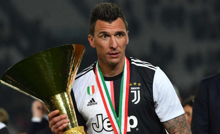 Januari, Manchester United Coba Boyong Mario Mandzukic