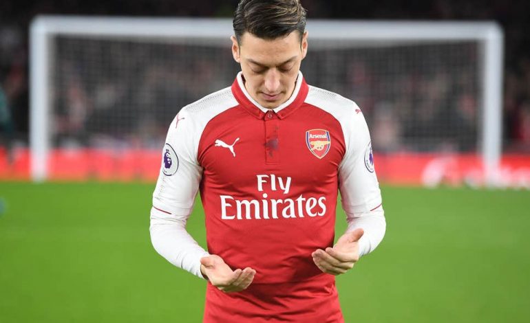 Arsenal Siap Jual Mesut Ozil pada Januari Nanti, Siapa Berminat?