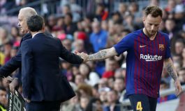 Barcelona Beri Sinyal Bakal Lepas Rakitic