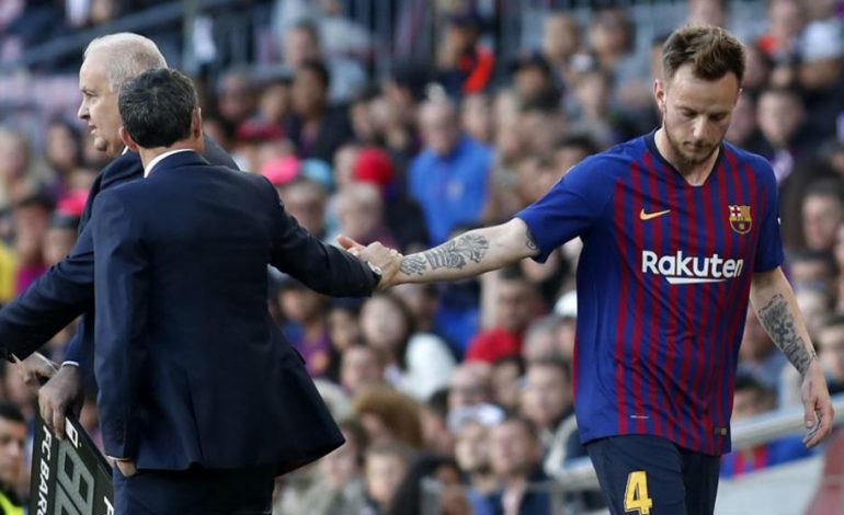 Barcelona Beri Sinyal Bakal Lepas Rakitic