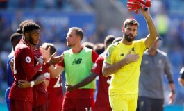 Rivaldo Sarankan Liverpool Tak Turunkan Alisson di Laga Kontra Man United