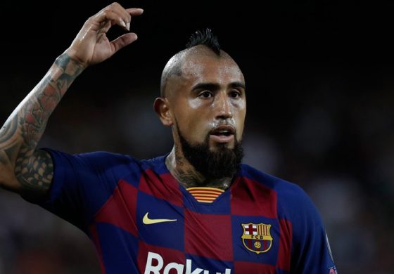 Arturo Vidal Beri Ultimatum Tinggalkan Barcelona, Ada Apa?