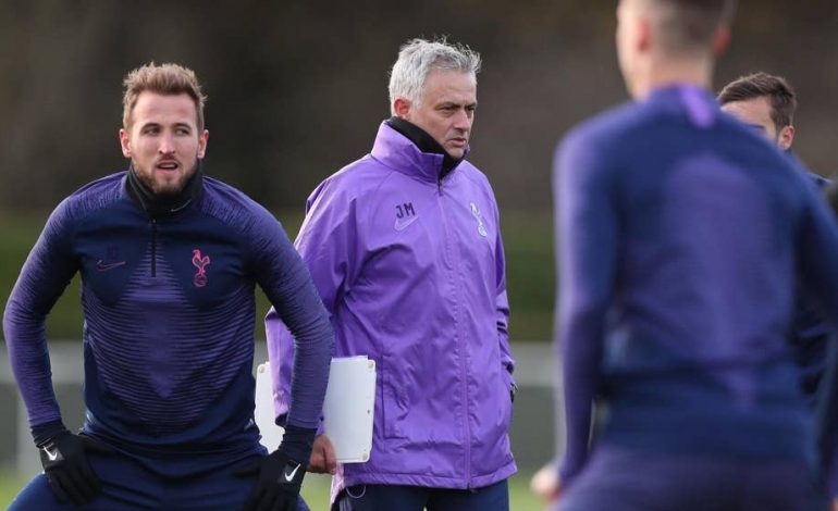 Mourinho Janji Mainkan Pemain Muda dan Dongkrak Posisi Tottenham