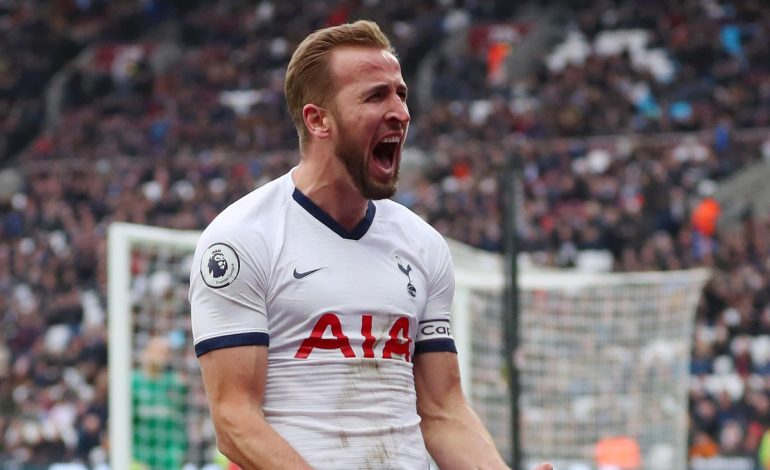 Debut Mourinho, Tottenham Kandaskan West Ham United