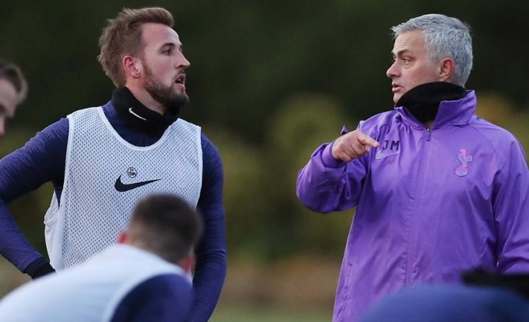 Mourinho Ingin Bantu Kane Naik Level di Tottenham Hotspur