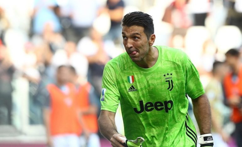 Gianluigi Buffon Masih Belum Kepikiran Pensiun