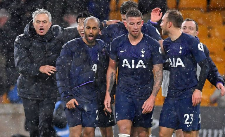 Mourinho Merasa Spesial Tottenham Bisa Menang di Molineux