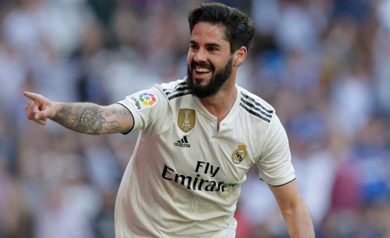 Januari, Chelsea Coba Pinang Isco