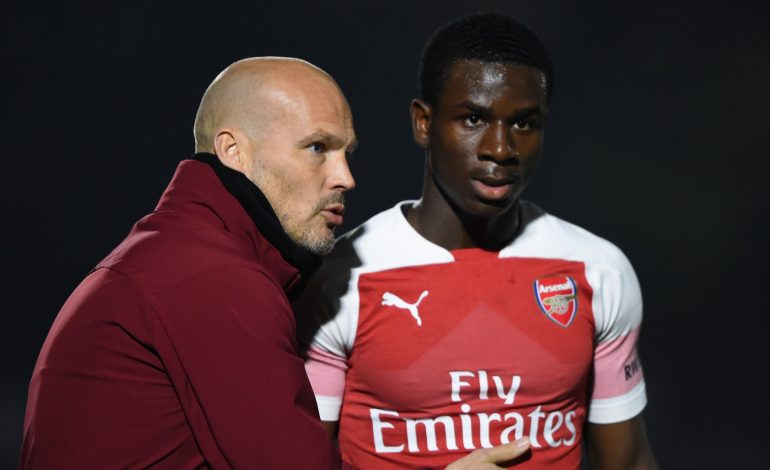 Meski Cuma Jadi Caretaker, Melatih Arsenal Kehormatan untuk Ljungberg