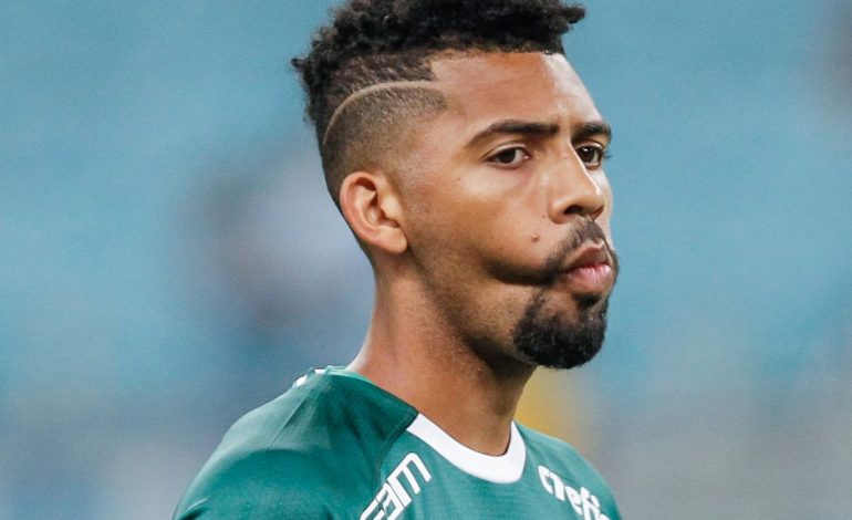 Barcelona dan Palmeiras Capai Kesepakatan Soal Fernandes