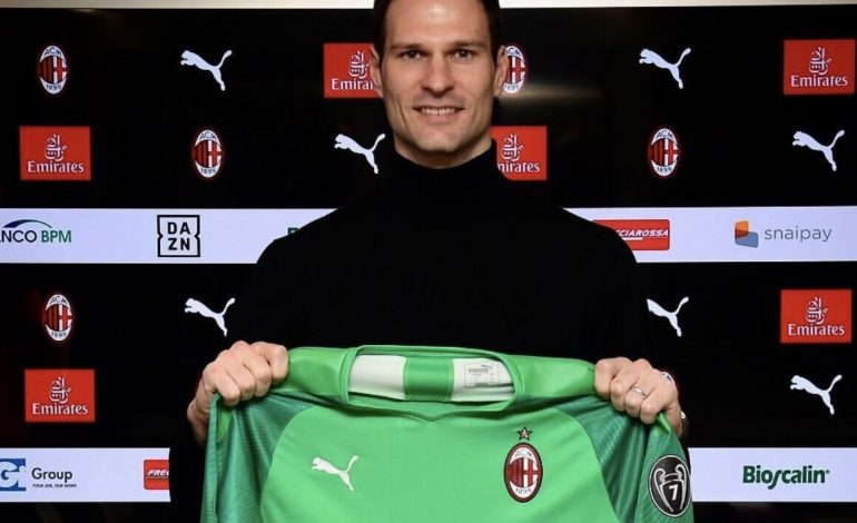 AC Milan Resmi Datangkan Kiper Pelapis