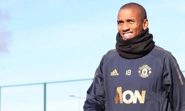 Soal Gosip Transfer Ashley Young, Begini Klarifikasi Solskjaer