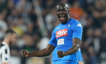 Napoli Tanpa Bek Terbaik Menghadapi Barcelona