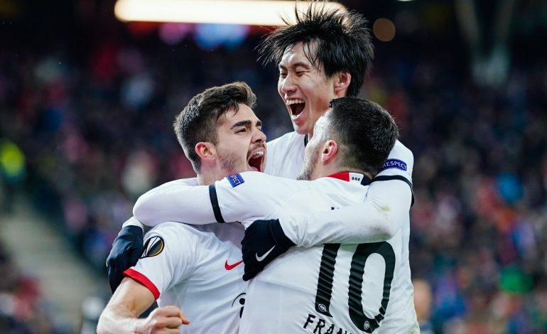 Eintracht Frankfurt Melaju Ke Babak 16 Besar Setelah Tumbangkan Salzburg