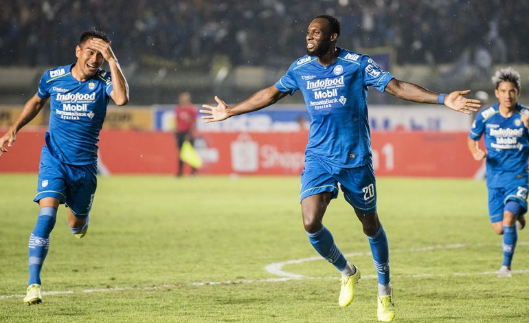 Bungkam PSS, Tiga Poin Jadi Kado Ulang Tahun Persib