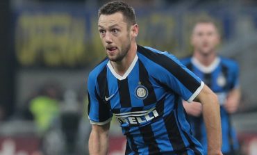 Italia Lockdown, Bek Inter Lahap Empat Buku dan Doyan Baca Buku Spiritual