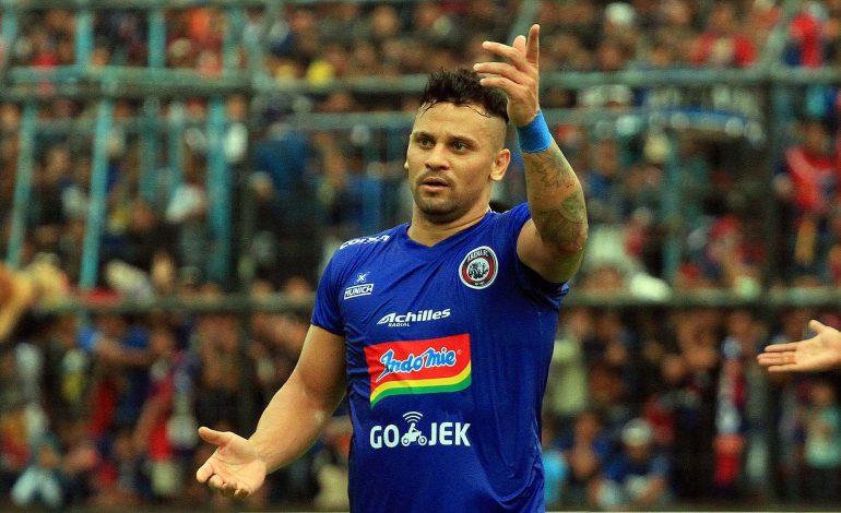 Pemain Asing Arema FC Berkarakter Unik Yang Selalu Di Ingat Aremania